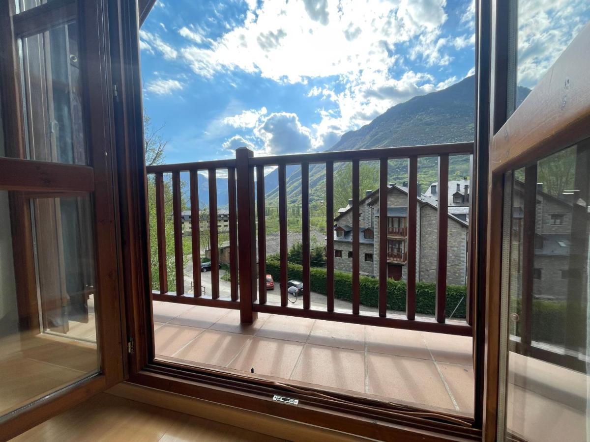 B31 - Urb. La Coma 3º - Villmor Lägenhet Benasque Exteriör bild